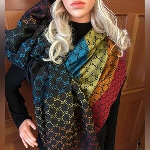 Authentic Gucci Ombré Multicolored Scarf.
(with dust bag and box)